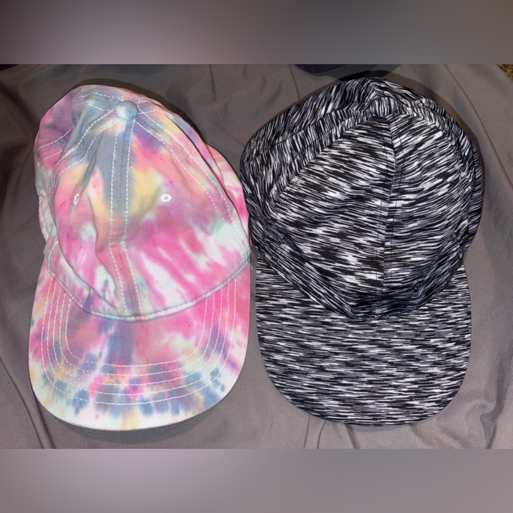 2 Baseball Caps